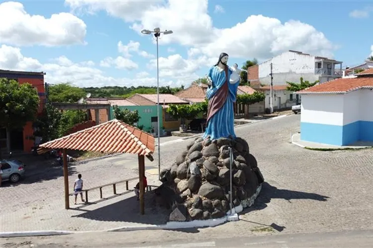 TCM suspende licitação de R$ 2 milhões para limpeza urbana em São José do Jacuípe