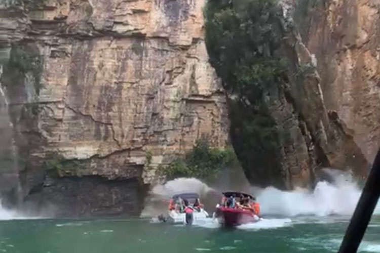 Parte de cânion cai sobre barcos de turistas e mata 2 em Capitólio