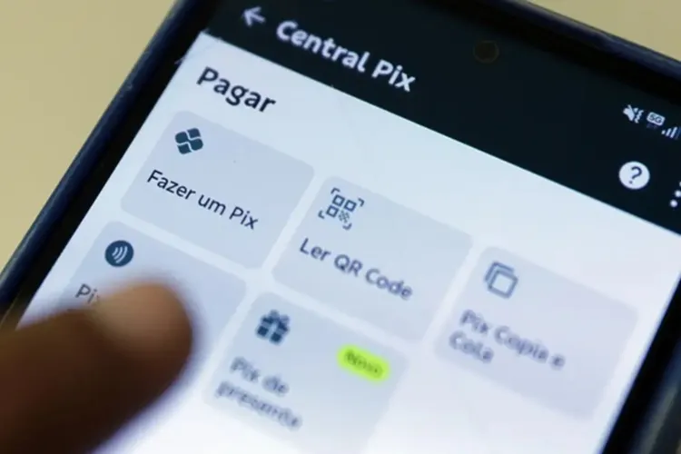 Pix enfrenta instabilidade na manhã deste domingo