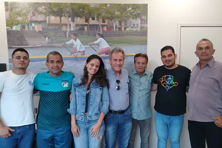 Prefeito de Dom Basílio busca novos investimentos com o governo da Bahia