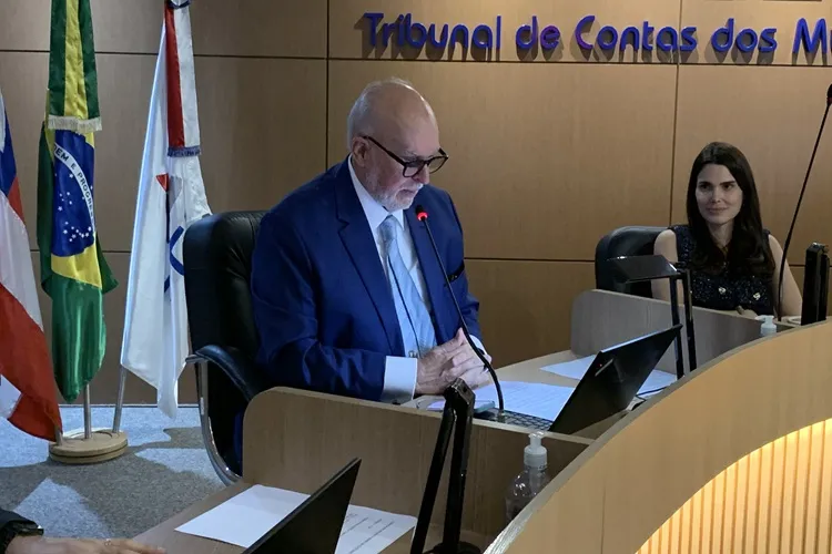 Conselheiro Mário Negromonte deixa o TCM