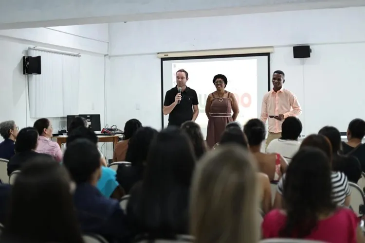 Semec tenta sanar déficit de inclusão com nomeação de novos monitores em Brumado