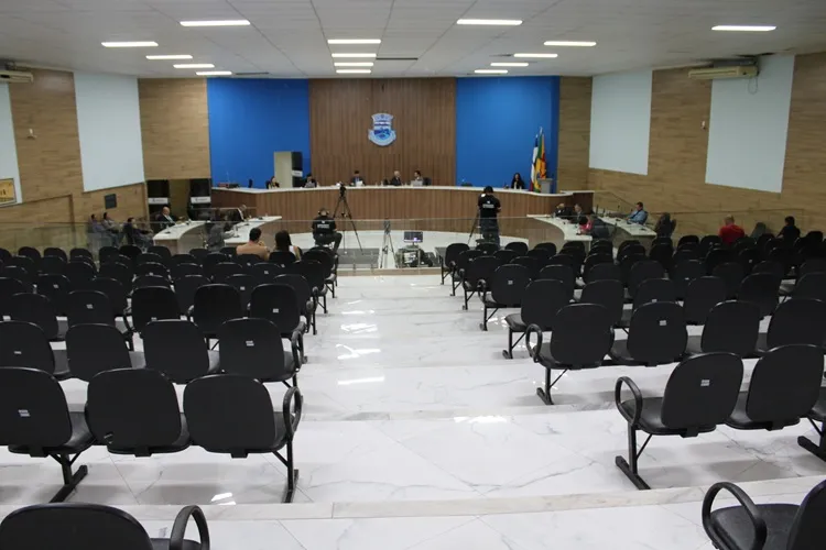 Câmara de Brumado apresenta 7 Projetos de Lei e 14 indicações na sessão de hoje (13)