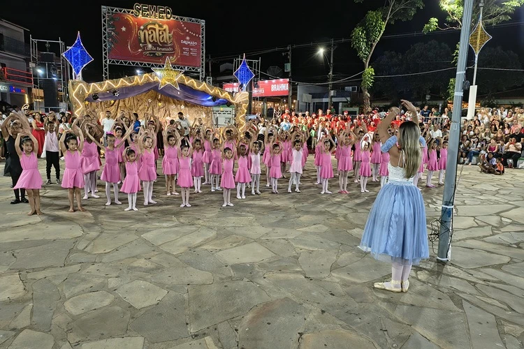 'Natal luz reacendeu a alegria e bem-estar em Brumado', diz secretário de cultura