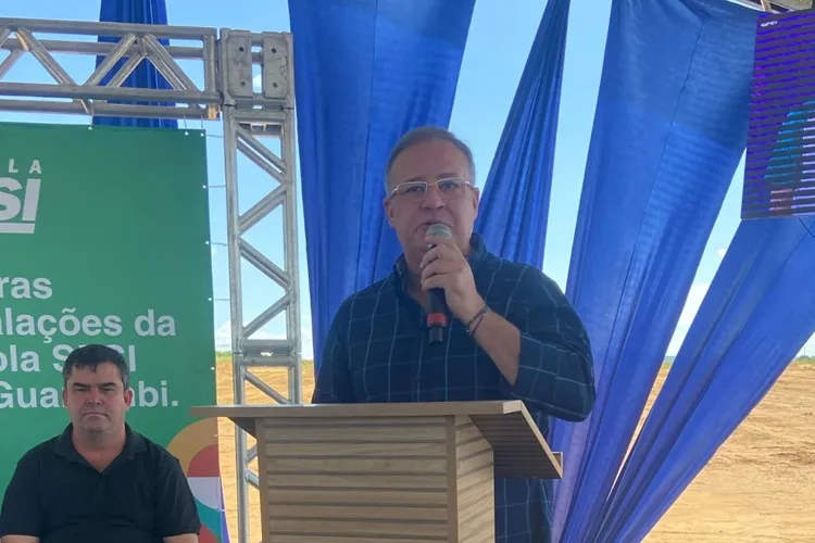 Deputado destaca vocação educacional de Guanambi durante lançamento do Sesi