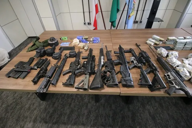 51 fuzis: Bahia registra recorde de apreensões do armamento em 2023