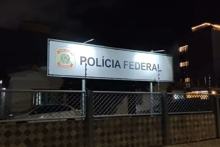 Policial Civil e gerente bancário são alvos de operação da Polícia Federal