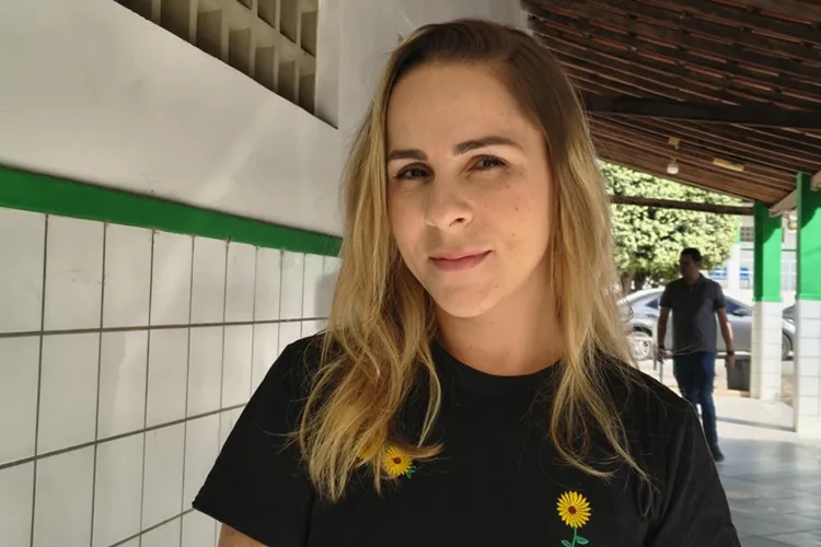 Panfletagem, blitz em bares e palestras: Brumado reforça ações do Agosto Lilás