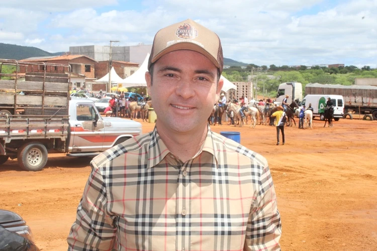 Prefeito vibra com realização da primeira Cavalgada dos Santos Reis em Brumado