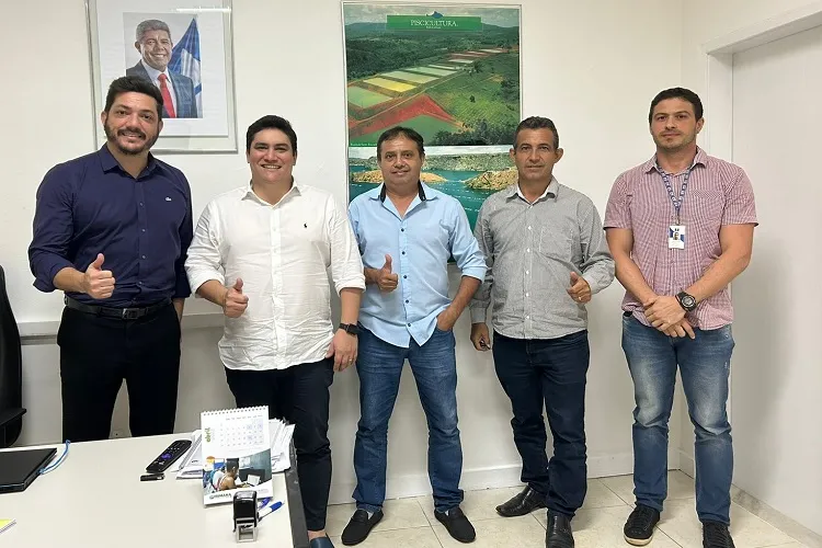 Brumado: Guilherme Bonfim conquista 30 mil alevinos para impulsionar atividades pesqueiras