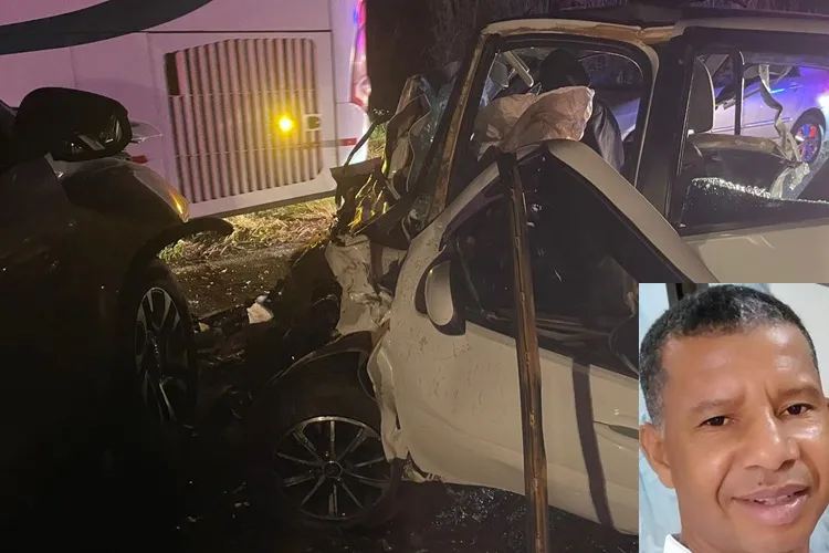 Guanambi: Homem de 50 anos morre em ambulância após colisão frontal na BR-030