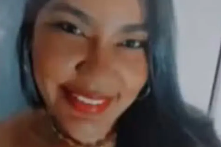 Assessor parlamentar é preso após matar ex-companheira a facadas em Ilhéus