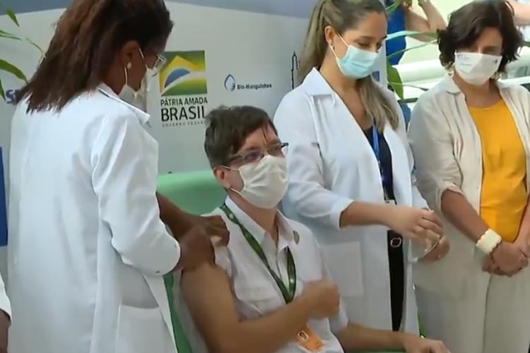 Coronavírus: Fiocruz inicia aplicação da vacina de Oxford