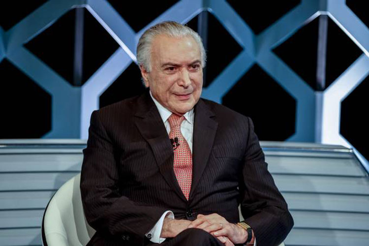 Temer elogia Dilma: ?É uma senhora correta, honesta?