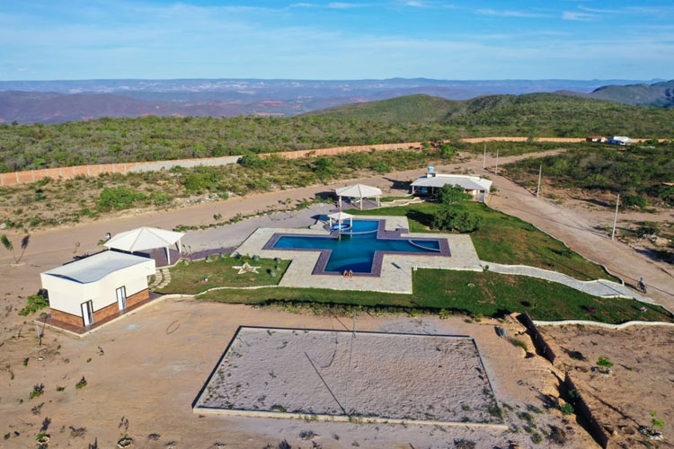 Condomínio Pedras do Rio reabrirá espaços de lazer em Rio de Contas