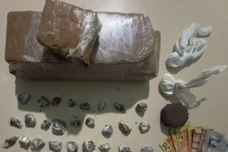 80ª CIPM apreende mais de 2 kg de drogas em Cândido Sales
