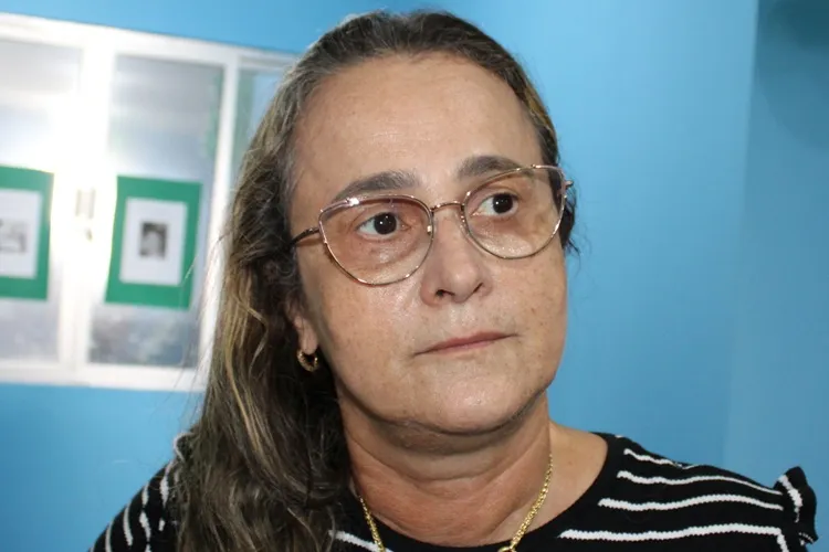 Livramento de Nossa Senhora: Prefeita celebra chegada de água e critica oposição: 'Para de mentir'