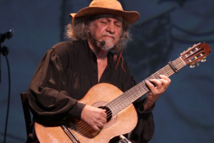 Covid-19: Elomar Figueira apresenta melhora e é extubado em Vitória da Conquista