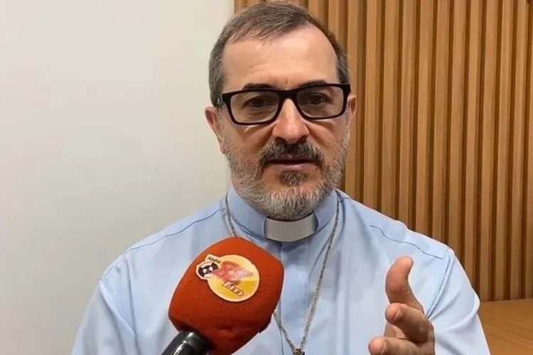 Diocese de Livramento de Nossa Senhora não exige casamento religioso para ser padrinhos