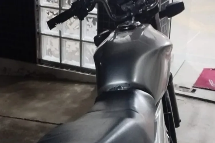 4ª CIPM apreende veículo com sinais de adulteração na cidade de Botuporã