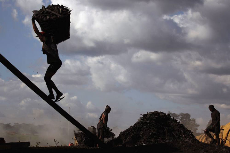 STF suspende portaria que dificulta punição para trabalho escravo