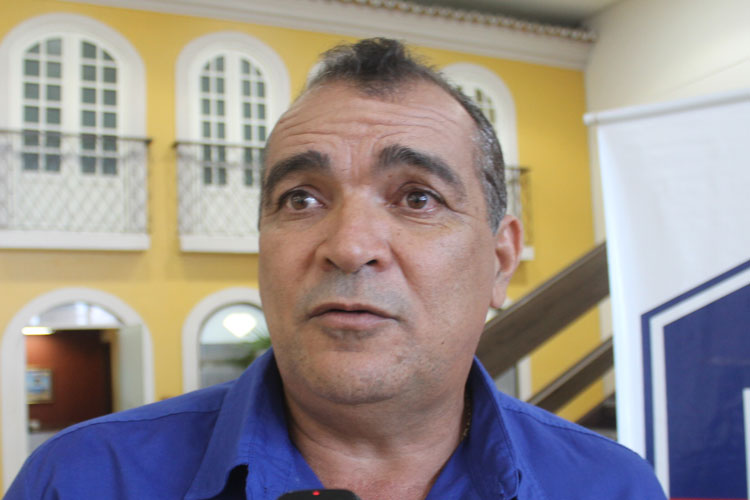 Presidente da FBF convence presidente da liga brumadense a disputar o intermunicipal de futebol