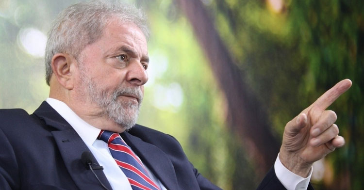Decisão unânime do STJ reduz pena de Lula no caso triplex