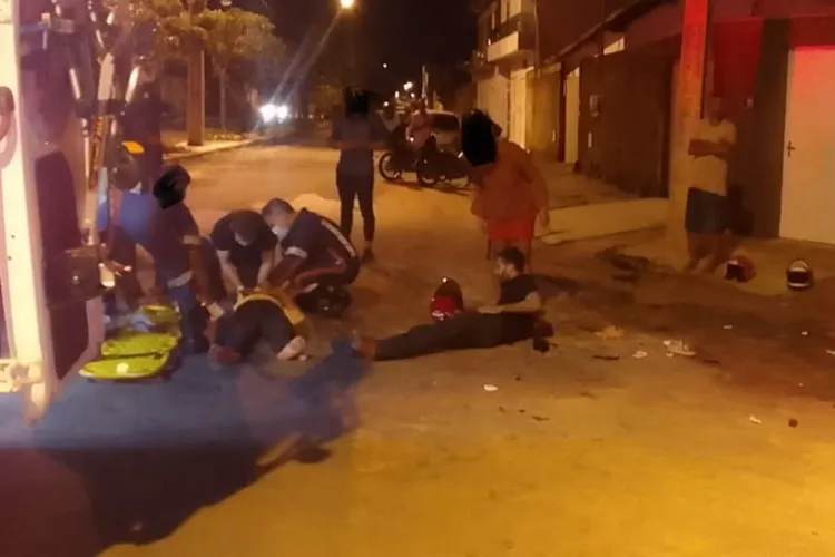 Mulher fica em estado grave após acidente envolvendo três motos em Guanambi