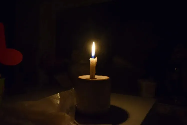 'Só promessa': 40 famílias vivem sem energia elétrica em comunidade de Boquira