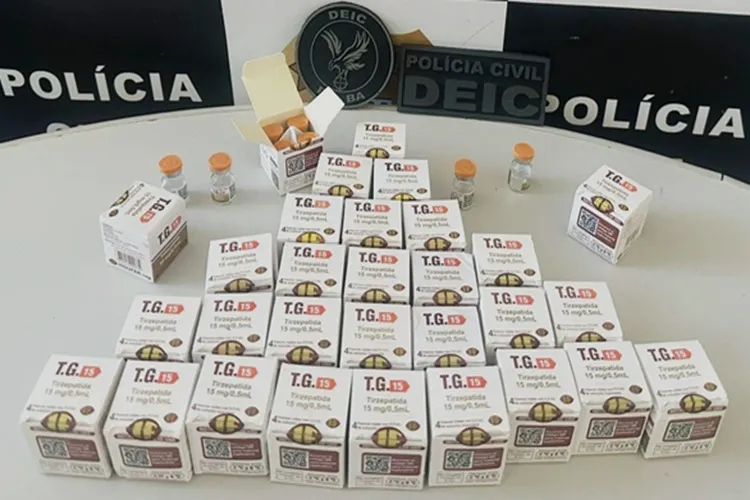 Vitória da Conquista: Polícia Civil apreende 124 ampolas de tirzepatida em ônibus