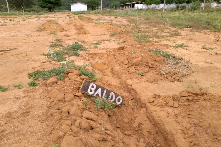 Invasão deixa rastros de vandalismo, furto e prejuízo de mais de R$ 40 mil no Parque de Exposições de Brumado