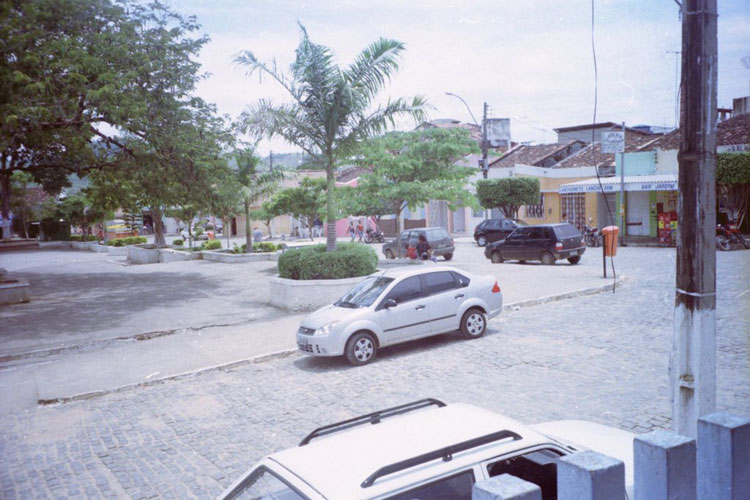 Seis homens são denunciados por matar líder do MST em Iguaí