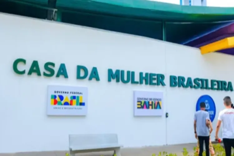 Ginecologista é preso por suspeita gravar paciente durante consulta em Salvador