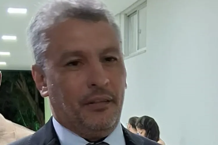 Arnaldo Azevedo, o Nal, é empossado como novo prefeito de Guanambi