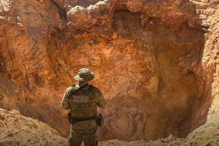 Explosivos e quartzo são apreendidos em garimpo ilegal em Oliveira dos Brejinhos