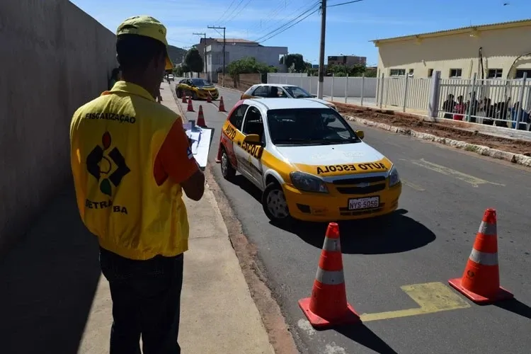 Bahia abre inscrições para mais de 20 mil vagas em programa que oferece CNH gratuita