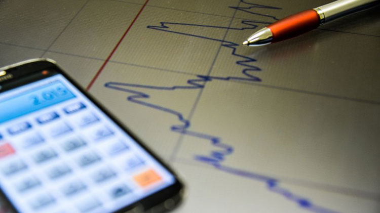 Inadimplência das empresas cresce 7,3% em outubro