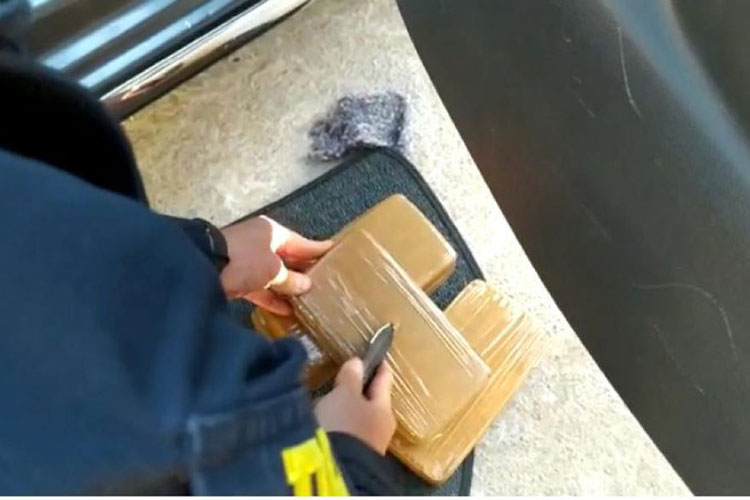 Urandi: PRF apreende 130 kg de drogas avaliadas em R$ 23 milhões