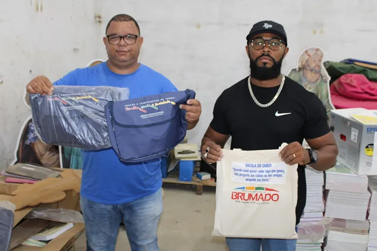 Vereadores pedem CPI para apurar abandono de materiais da educação em Brumado