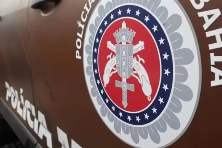 Homem é preso após atear fogo em varandas de casas de vizinhos em Teixeira de Freitas