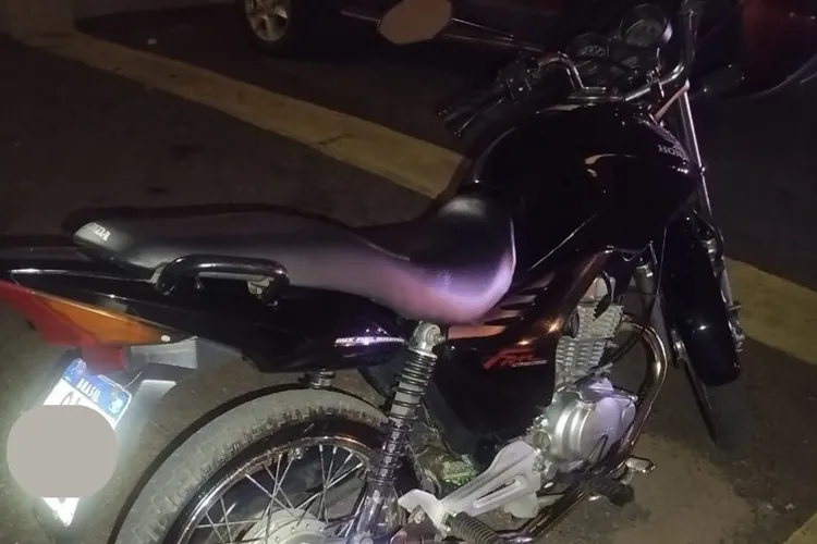Motocicleta com descarga adulterada é apreendida em Brumado