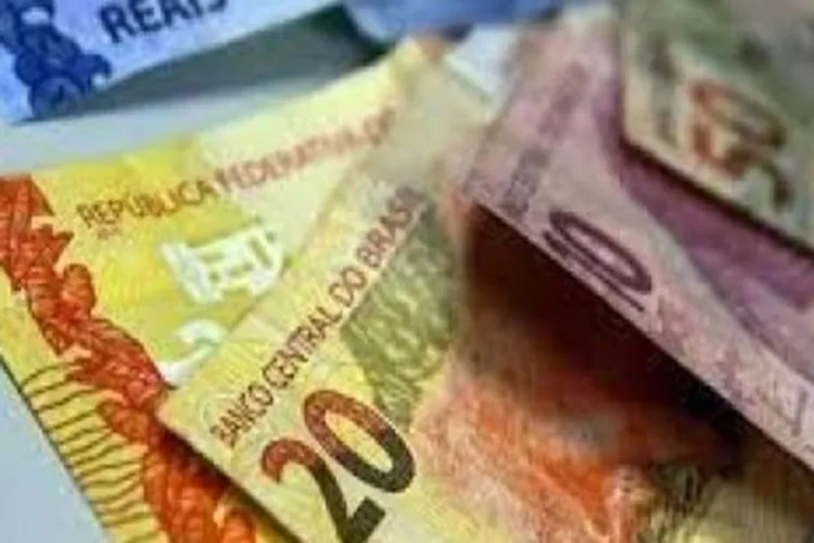 Mercado aumenta previsão da inflação de 4% para 4,05% em 2024