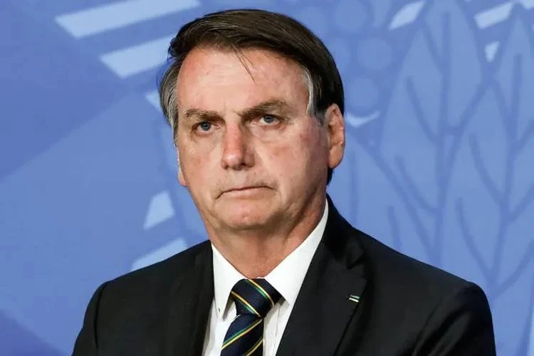 Jair Bolsonaro é preso a pedido da Polícia Federal em medida cautelar