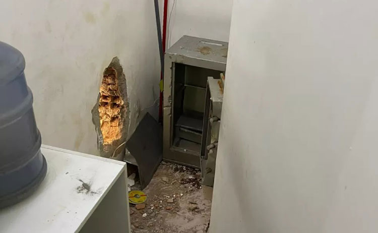 Quatro pessoas são presas por suspeita de arrombar lotérica em Vitória da Conquista