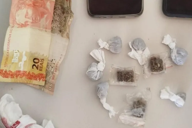 Polícia Militar prende suspeito de tráfico de drogas em Macaúbas