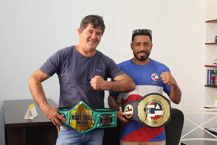 Macaúbas comemora destaque de atletas em campeonato brasileiro de Muay Thai