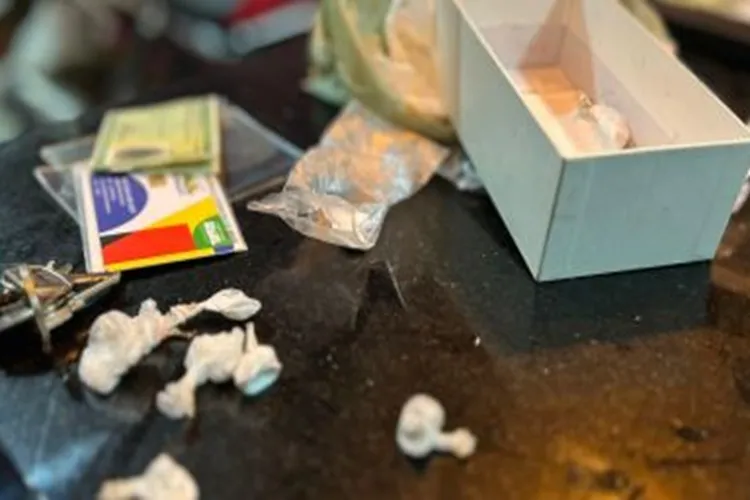 Ponto de venda de drogas disfarçado de bar é desmontado em Juazeiro