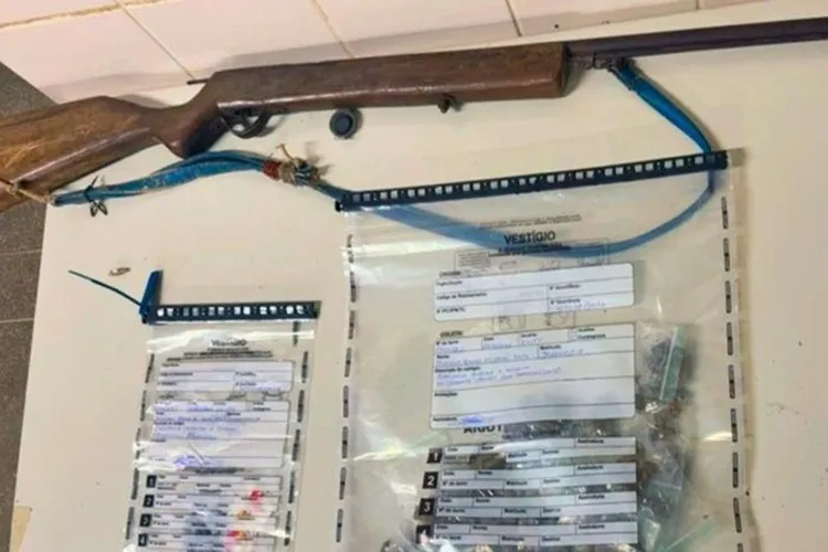 Rondesp apreende arma artesanal e drogas no distrito de Canabrava, em Malhada