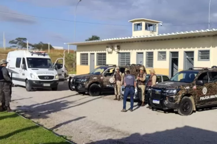 24 detentos de Vitória da Conquista são transferidos para presídio de Brumado