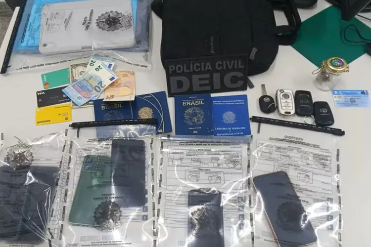 Vereador suspeito de chefiar facção é preso ao tentar fugir por telhado em Salvador